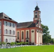 Schlo&szlig; und Schlo&szlig;kirche auf der Insel Mainau, Bodensee-Radweg